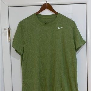 Nike Dri Fit Women’s T-shirt XXL